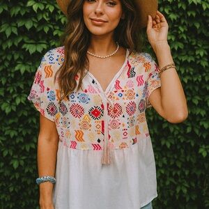 NWT BLOOMCHIC White and Patterned Boho Babydoll Blouse, 10